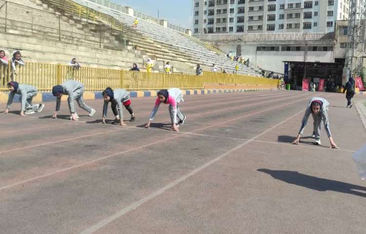 مسابقات دو و میدانی 11