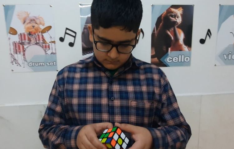 مسابقات روبیک مدرسه ای 2