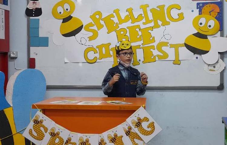 مسابقات زبانی دانش آموزان پایه دوم دبستان 6