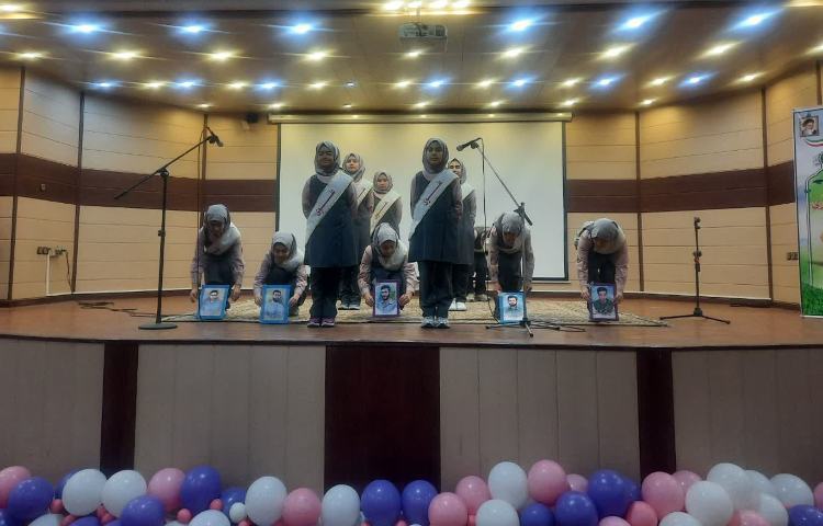 مسابقات سرود و مشاعره منطقه ای 6