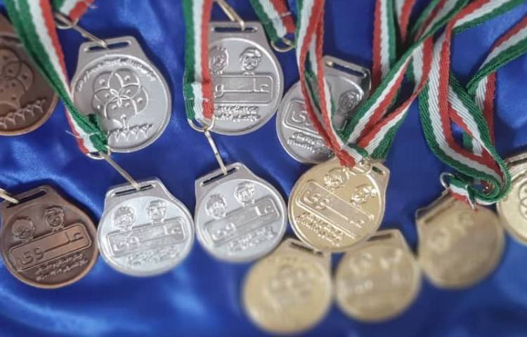 مسابقات شطرنج بین شعب دبستانهای علوی 8