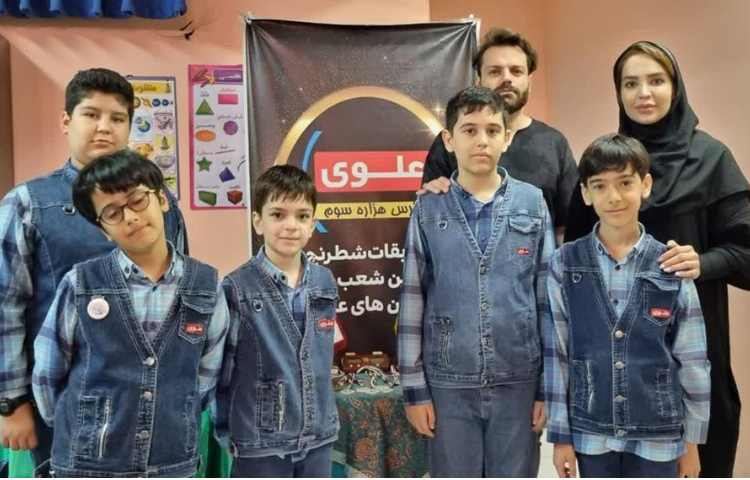 مسابقات شطرنج بین شعب دبستان های علوی 17