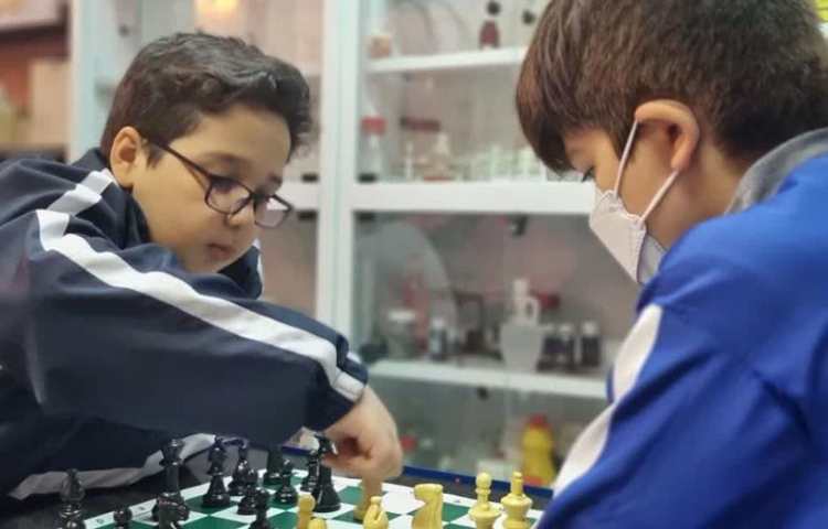 مسابقات شطرنج بین شعب دبستان های علوی 6