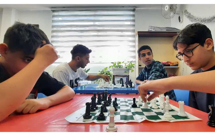 مسابقات شطرنج قهرمانی مدرسه 5