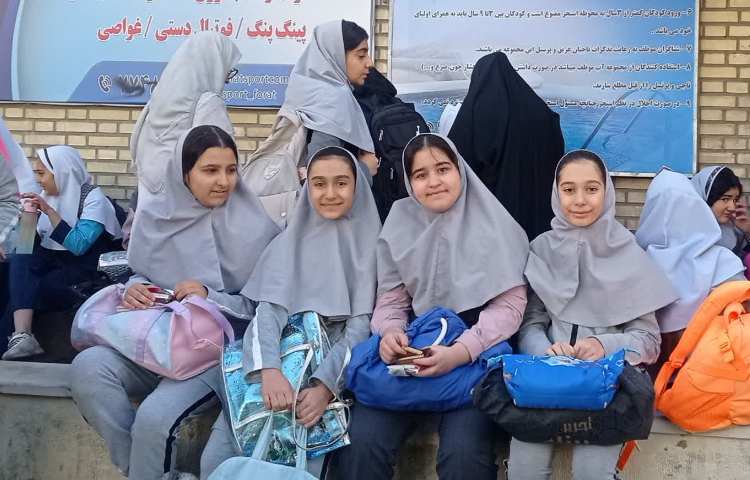 مسابقات شنا منطقه ای 5