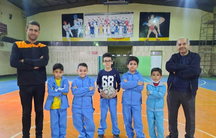 :مسابقات فوتبال المپیاد درون مدرسه ای 1