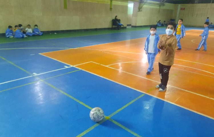 :مسابقات فوتبال المپیاد درون مدرسه ای 2