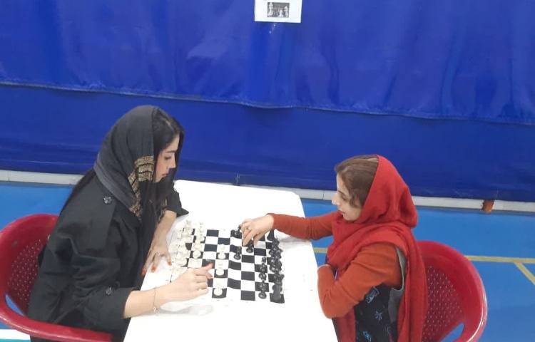 مسابقات ورزشی اولیا دانش آموزان