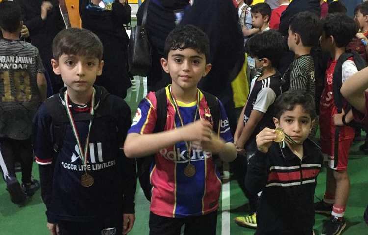 مسابقات ورزشی بین شعب دبستان های علوی 16