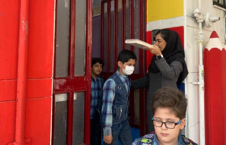 :مسابقات ورزشی بین شعب مدارس علوی(مسابقات شطرنج) 3