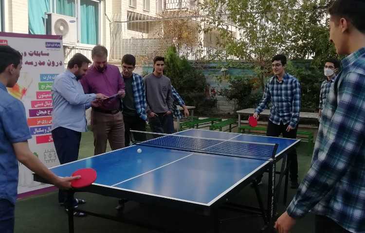 مسابقات ورزشی درون مدرسه ای علوی 3