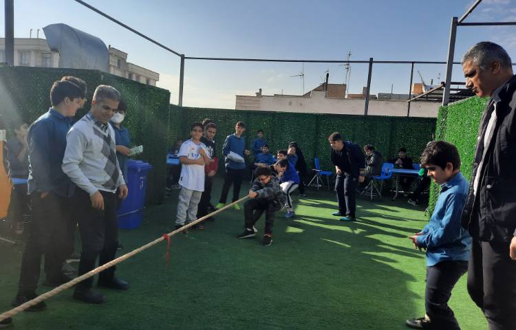 مسابقات ورزشی درون مدرسه ای علوی 3