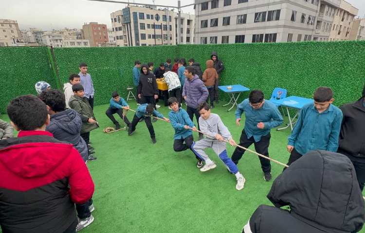 مسابقات ورزشی درون مدرسه ای علوی 5