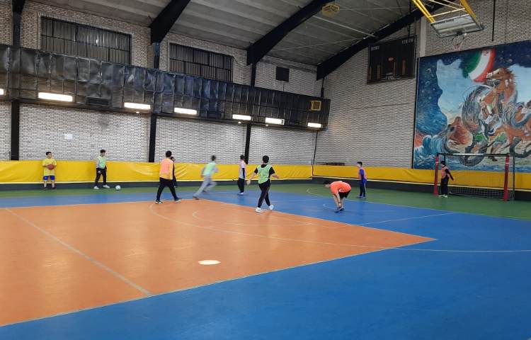 مسابقات ورزشی درون مدرسه ای علوی 9