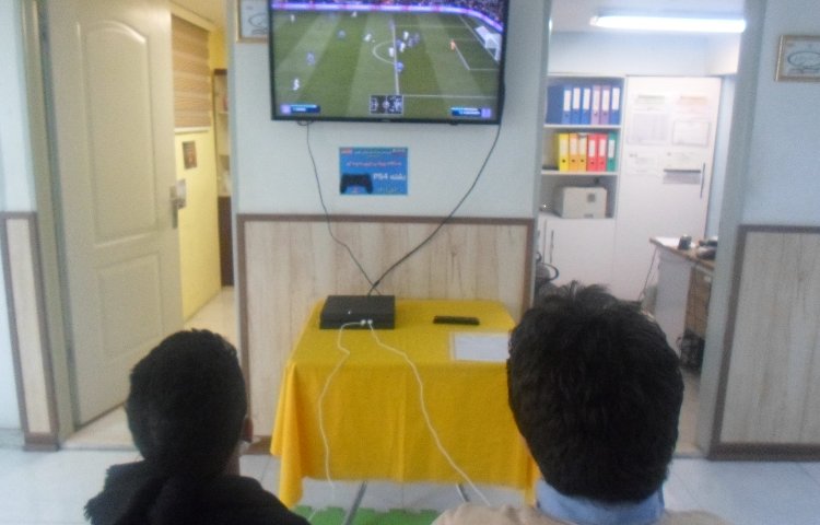 مسابقات ورزشی درون مدرسه ای 1