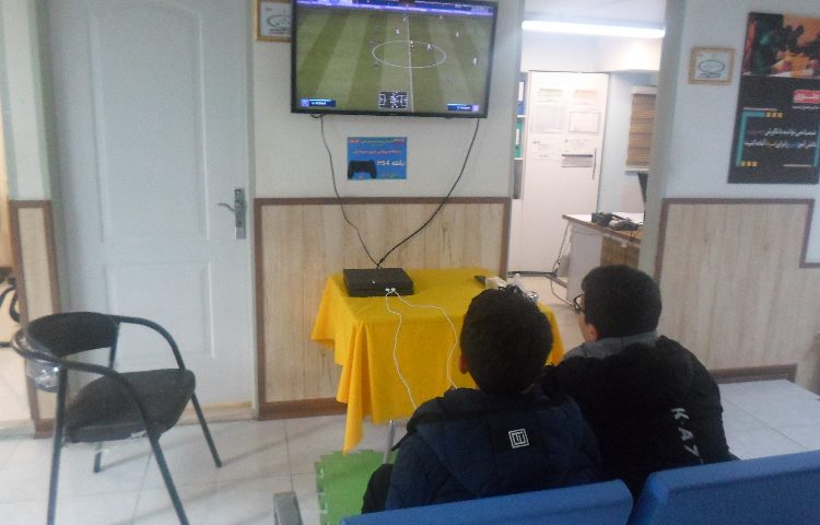 مسابقات ورزشی درون مدرسه ای 2