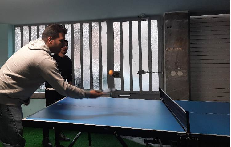 مسابقات کادر اجرایی مدرسه 3