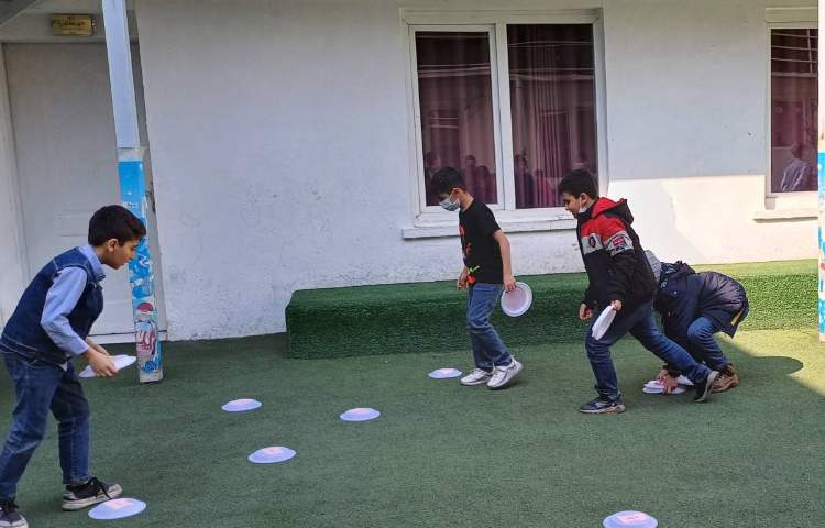 مسابقه برای پیدا کردن کلمات هم معنی 2