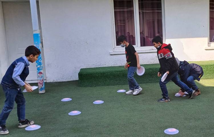 مسابقه برای پیدا کردن کلمات هم معنی 3