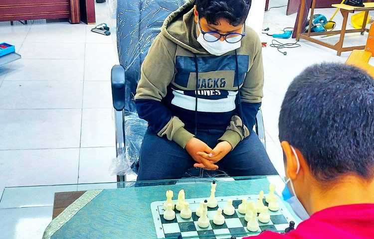 مسابقه درون مدرسه ای شطرنج 5