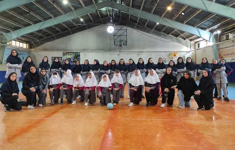 مسابقه دوستانه 2