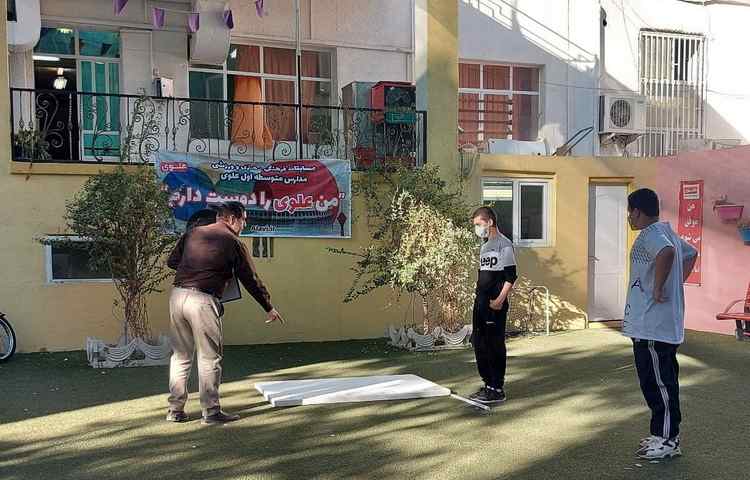 مسابقه دومیدانی درون مدرسه ای علوی 6