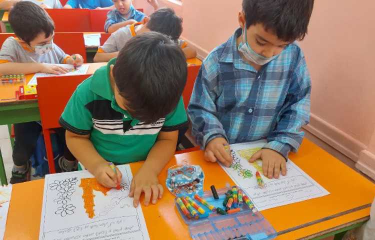 مسابقه رنگ آمیزی دانش آموزان پیش دبستان 5