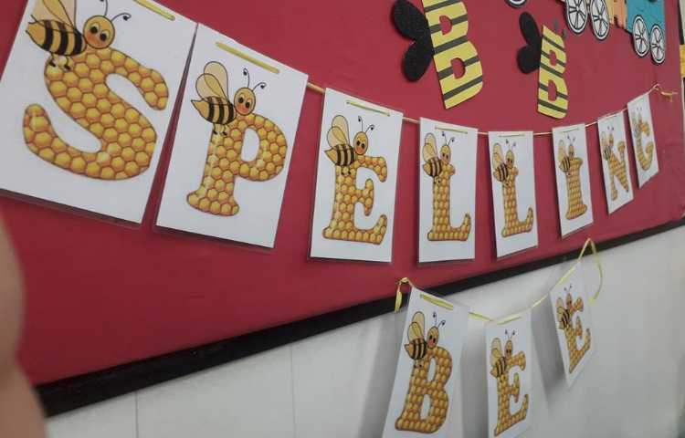 مسابقه زبانی بین شعب دبستان های دخترانه و پسرانه علوی 10