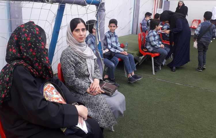 مسابقه زبانی بین شعب دبستان های دخترانه و پسرانه علوی 16