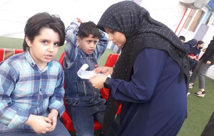 مسابقه زبانی بین شعب دبستان های دخترانه و پسرانه علوی 17