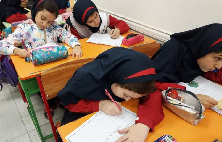 مسابقه زیبانویسی 4