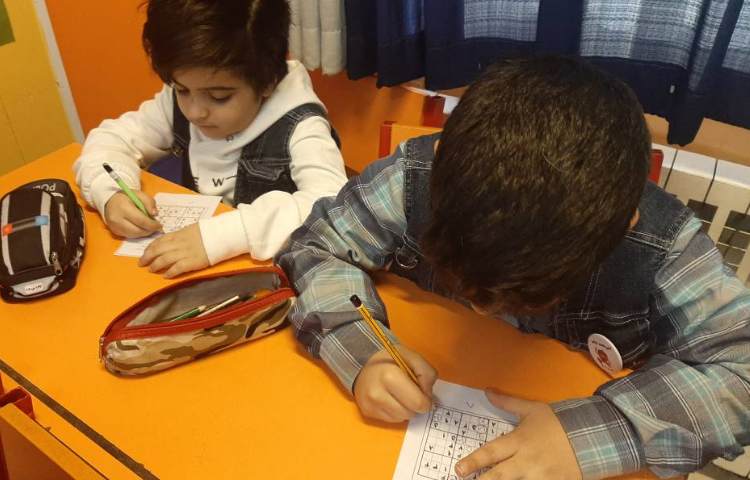 :مسابقه سودوکو، کلاس توت فرنگی 1