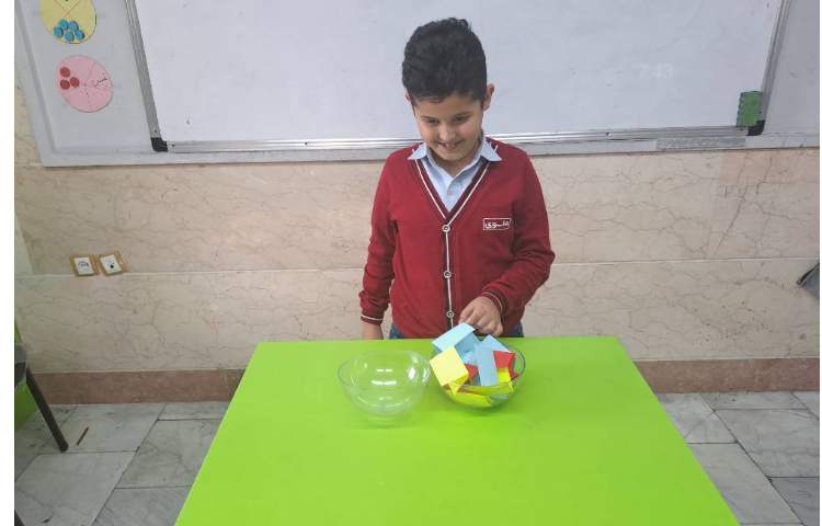 مسابقه ضرب سرعتی با هدف تمرین و مرور ضرب و پرسش کلاسی و ایجاد انگیزه 5