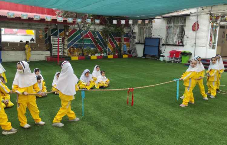 مسابقه طناب کشی 1