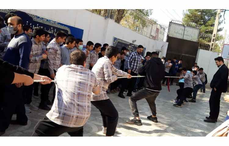 مسابقه طناب کشی 2