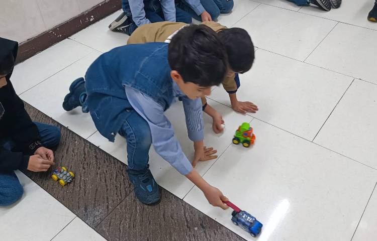 مسابقه ماشین‌های آهن‌ربایی(آشنایی با نیروی مغناطیسی) 1