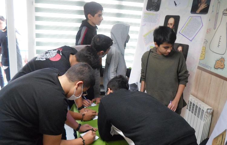 مسابقه کتابخوانی زبان 3