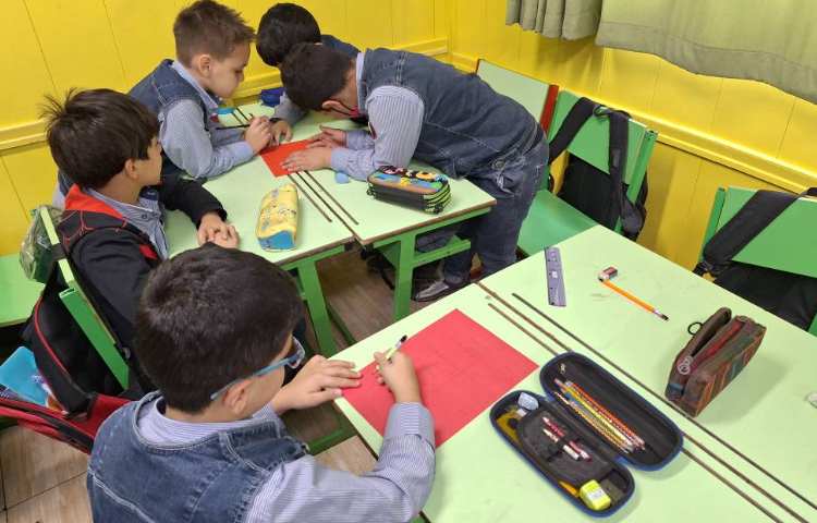 مسابقه گروهی مرور آموخته های درس های فارسی و ریاضی 1