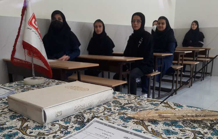 مسابقه ی احکام و کتابخوانی بین مدارس علوی 2