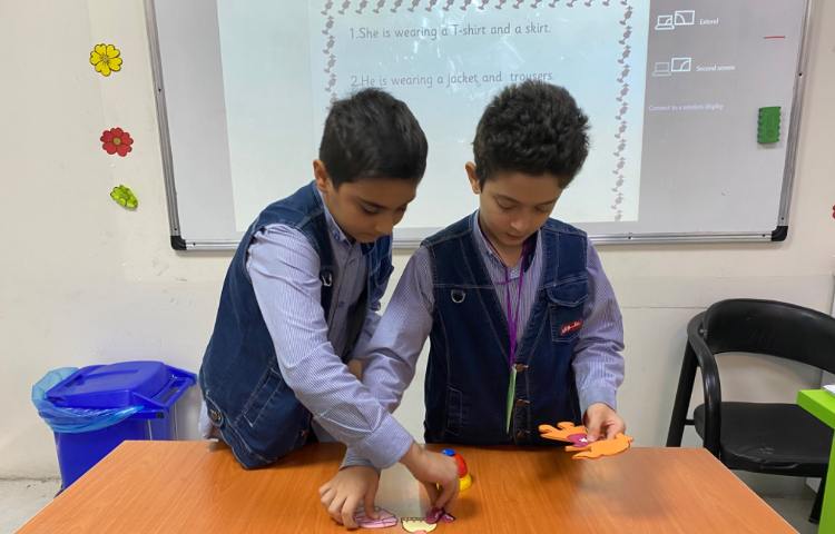 مسابقه ی گروهی برای تمرین جمله سازی 3