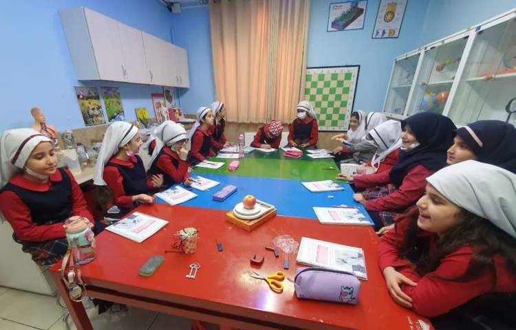 مشاهده آهنربا 4