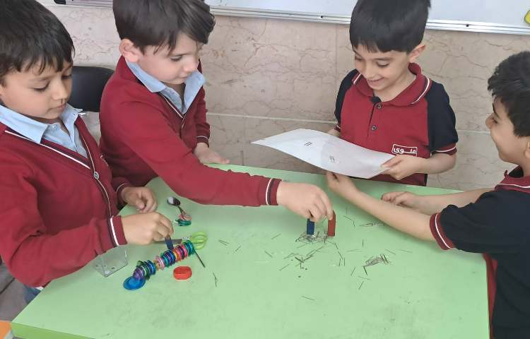 مشاهده و کار با آهن ربا 5