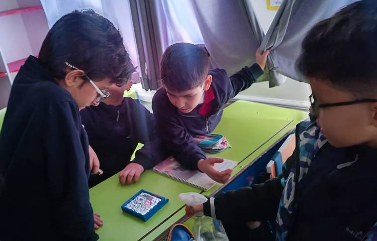 مشاهده پدیده بازتابش 3