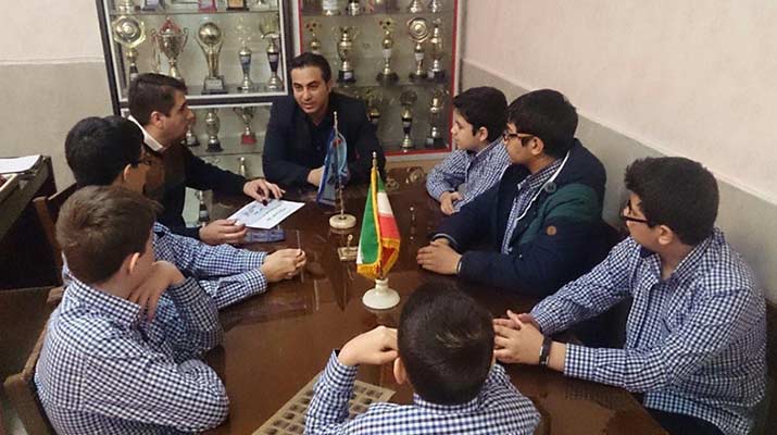 نقش مشاوران تحصیلی در موفقیت دانش‌آموزان