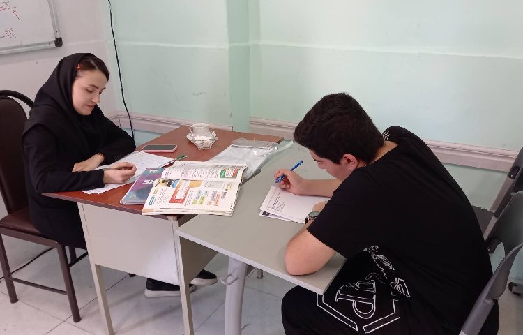 مشاوره و تعیین سطح زبان دهم 2