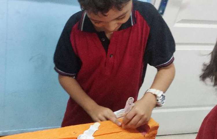 مطالعات اجتماعی دست ورزی محور زمان 5