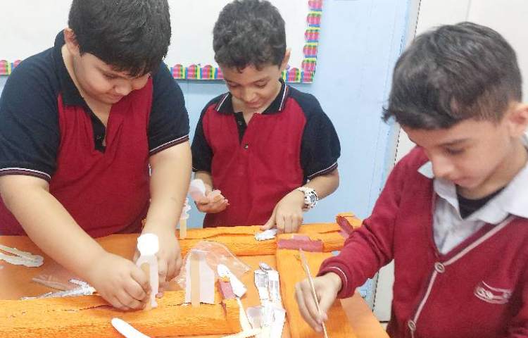 مطالعات اجتماعی دست ورزی محور زمان