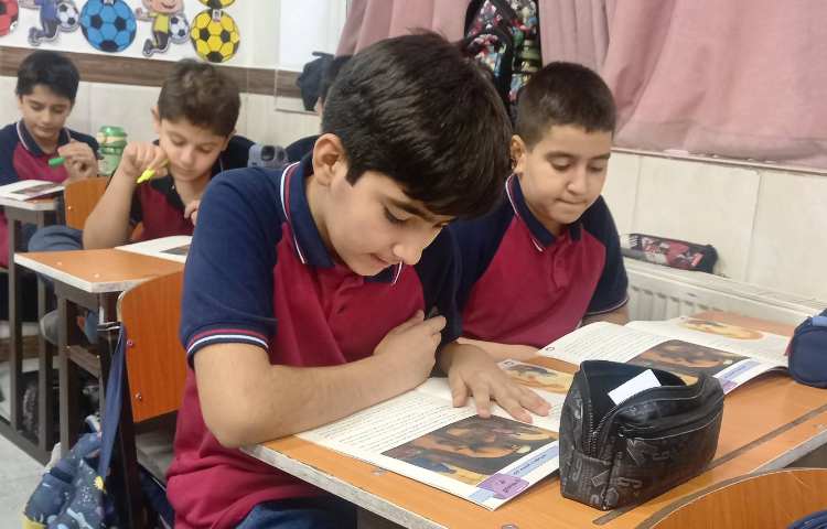 مطالعه‌ی گنجینه 2