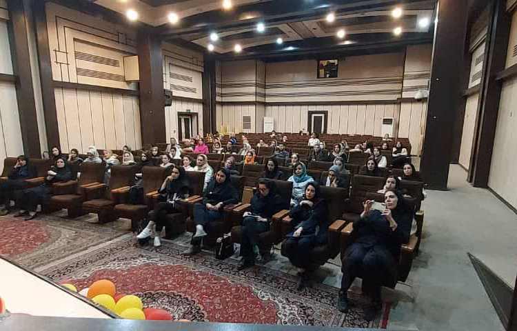 معارفه آموزگاران فوق برنامه 8