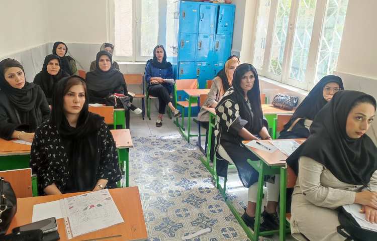 معارفه اولیا با پایگاه تابستانه پایه ششم سیمرغ 2 5